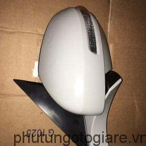 Gương chiếu háºu phải có xi nhan Suzuki Swift