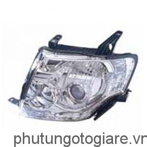 Đèn pha phải Mitsubishi Pajero V93