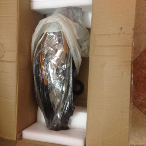 Đèn pha phải Mazda sedan 2009