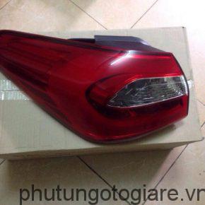 Đèn hậu miếng ngoài phải Kia K3