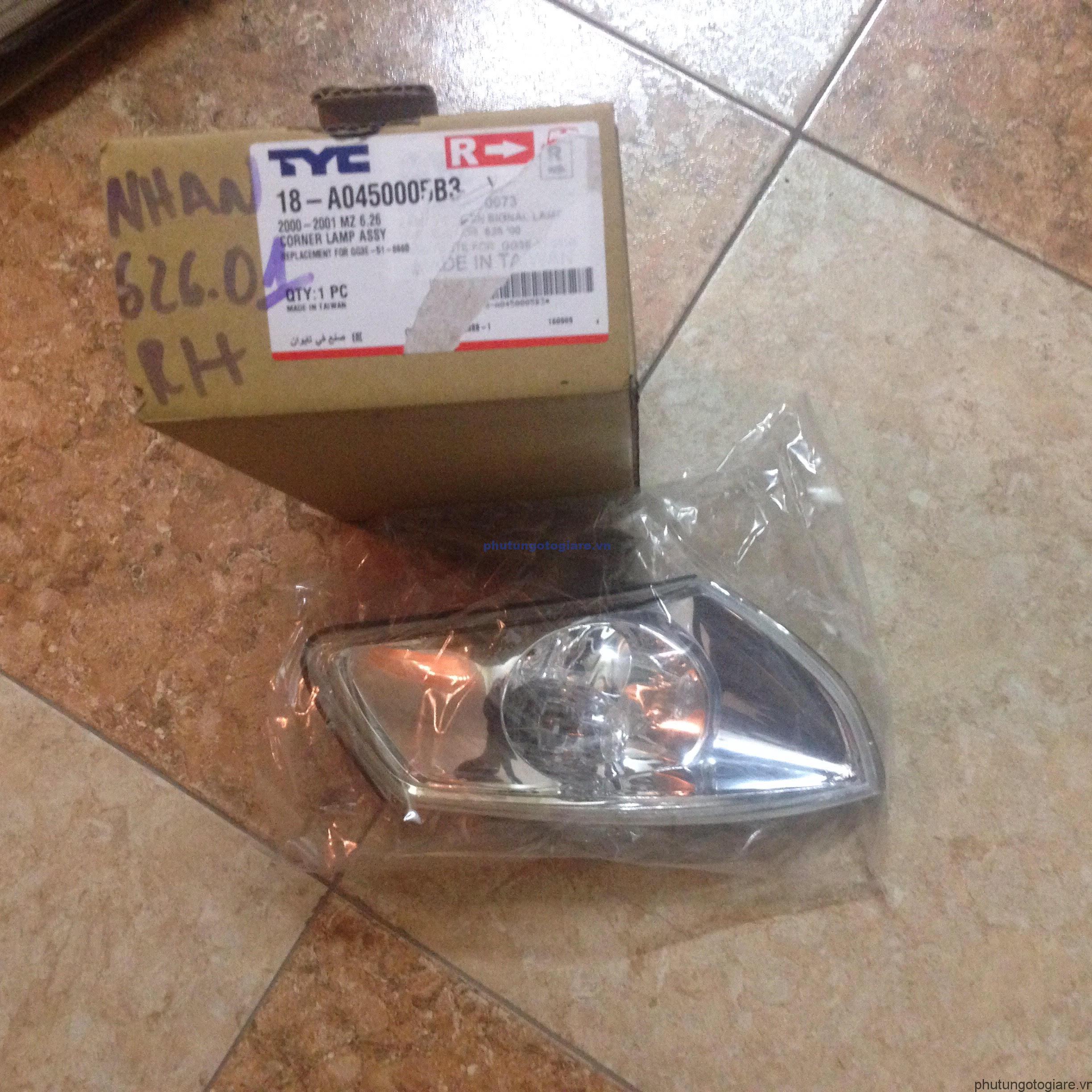 Đèn xi nhan phải Mazda 626- 2001