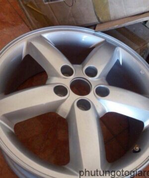 La zăng đúc Hyundai Santafe 17 inch