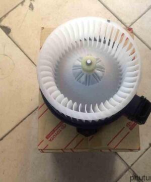 Mô tơ quạt điều hòa/giàn lạnh Toyota Fortuner, Innova