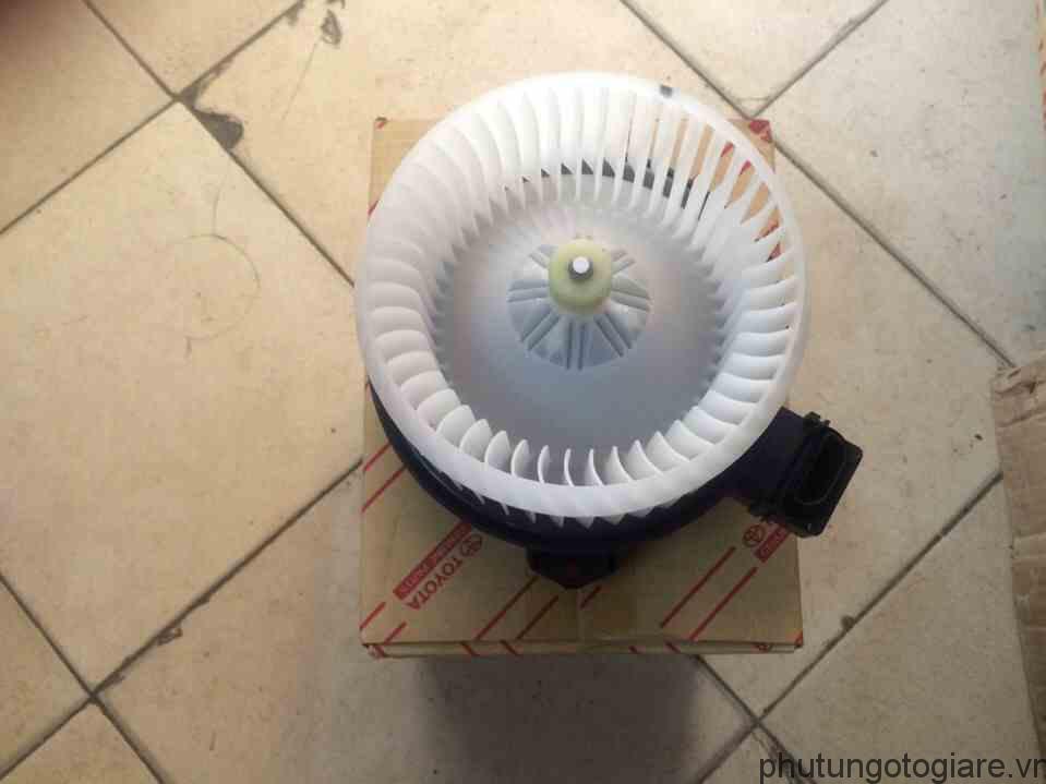 Mô tÆ¡ quạt Äiá»u hòa/già n lạnh Toyota Fortuner, Innova