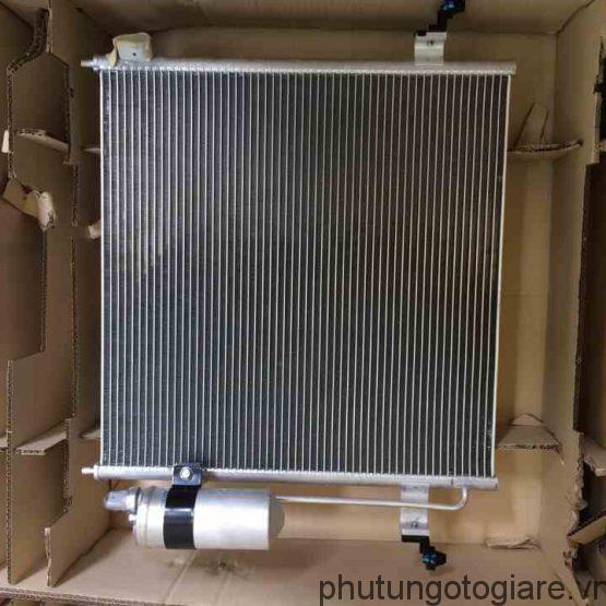 Giàn nóng Mitsubishi Triton