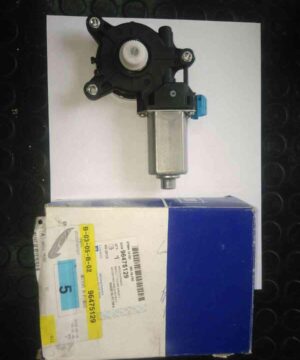 Mô tơ nâng kính trước phải Daewoo Lacetti EX