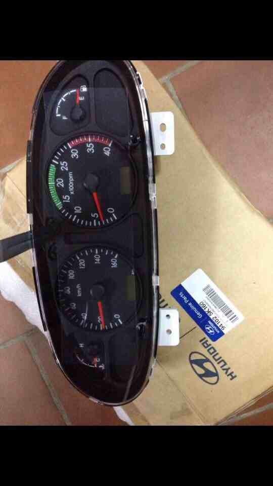 Äá»ng há» Táp lô Hyundai HD72, HD78