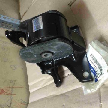 ChÃ¢n mÃ¡y trÆ°á»c Hyundai Santafe Gold