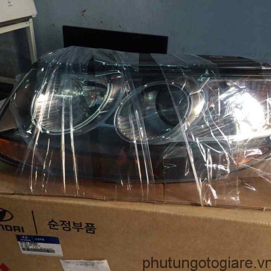 Đèn pha phải Hyundai Santafe 2008