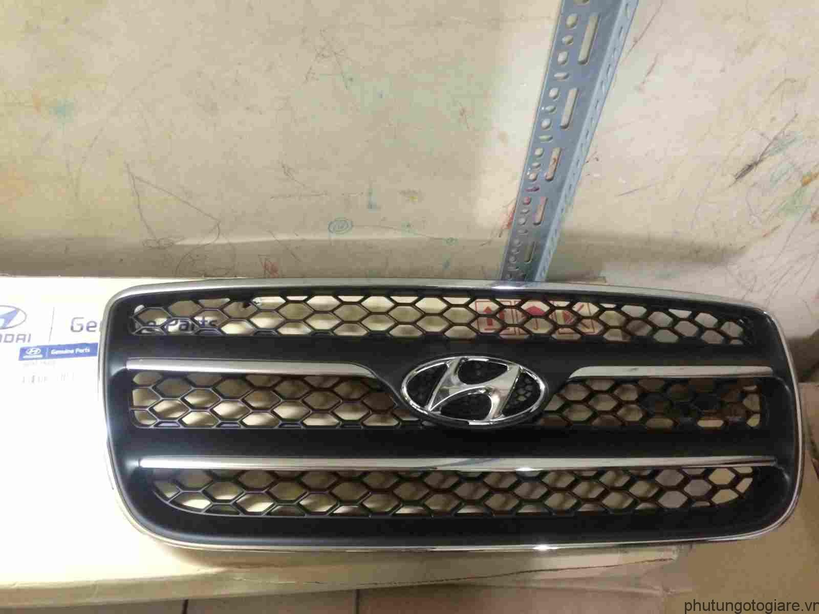 Mặt ca lÄng Hyundai Santafe 2008