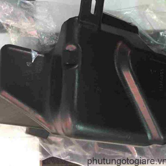 BÃ¬nh nÆ°á»c rá»­a kÃ­nh Chevrolet Cruze