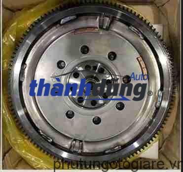 Bánh Äà Hyundai Grand Starex