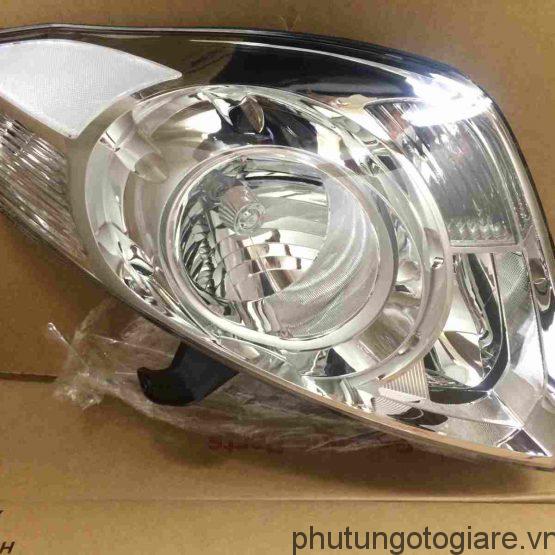 Đèn pha phải Hyundai Grand Starex