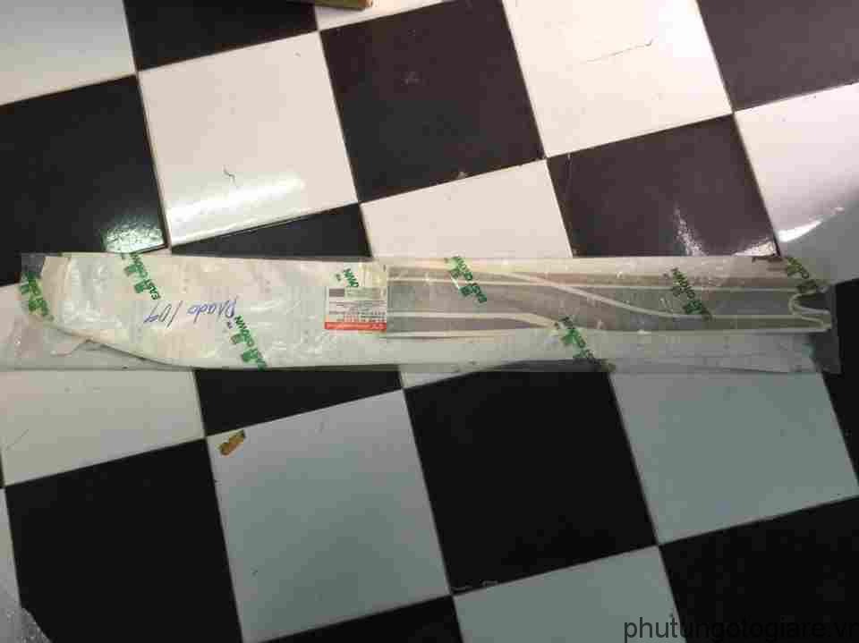 Äá» can tem sưá»n Toyota Prado (2005-2009)