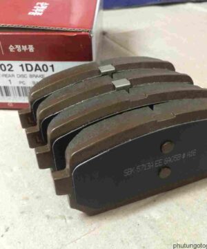 Má phanh sau Kia Carens