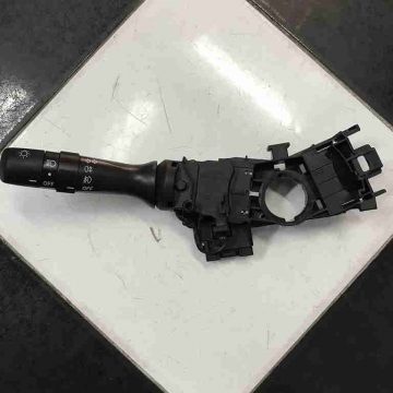 CÃ´ng táº¯c pha cá»t Toyota Vios