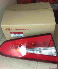 Đèn hậu miếng trong trái Kia K3