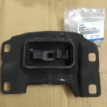 ChÃ¢n há»p sá» Mazda 3