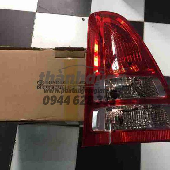 ÄÃ¨n háº­u trÃ¡i Toyota Innova 2007