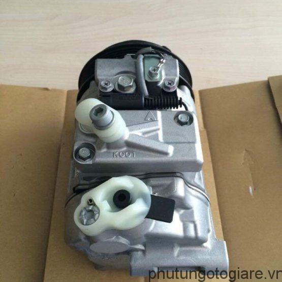 Lốc điều hòa Ford Transit