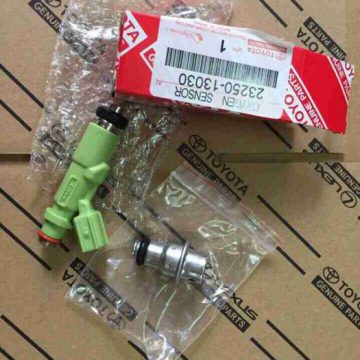 Van há»i xÄng Toyota Toyota Corolla Altis, Camry