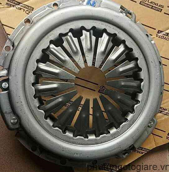 Bà n ép Toyota Hiace, Fortuner, Hilux 2KD