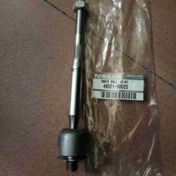 Rotuyn lÃ¡i trong Nissan Livina