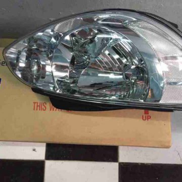 Đèn pha phải Hyundai Getz Click 1.1