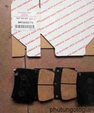 Má phanh sau Mitsubishi Pajero Sport