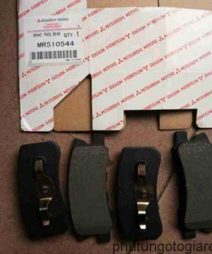 Má phanh sau Mitsubishi Lancer, Pajero V73