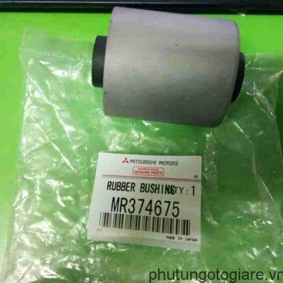 Cao su càng A Mitsubishi Pajero V73, V75, V78