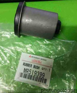 Cao su càng A trước Mitsubishi Pajero V73, V75, V78