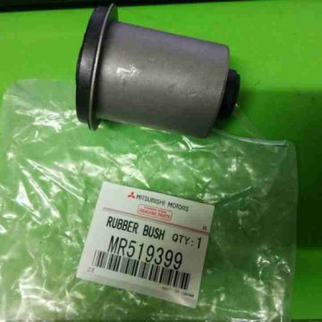 Cao su cÃ ng A trÆ°á»c Mitsubishi Pajero V73, V75, V78