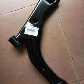 CÃ ng A dÆ°á»i pháº£i Ford Escape