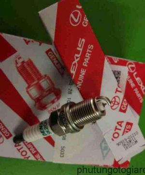 Bugi Toyota Camry 2.4