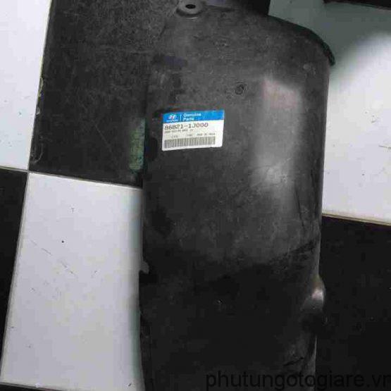 Lòng dè sau trái Hyundai I20