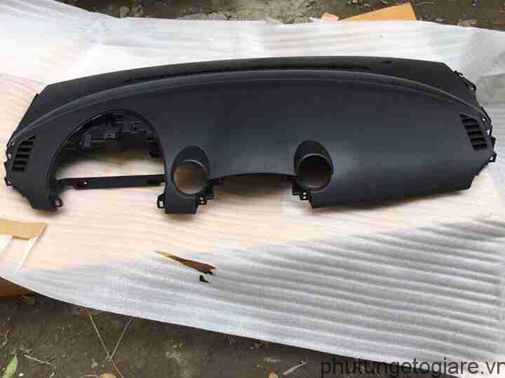 Táp lô Mazda 2 2012