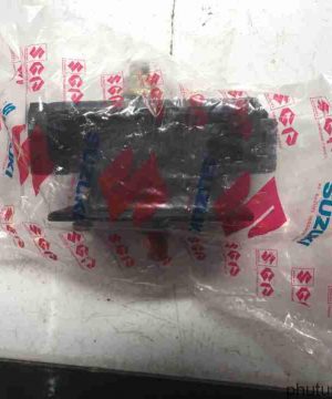 Chân máy Suzuki Grand Vitara