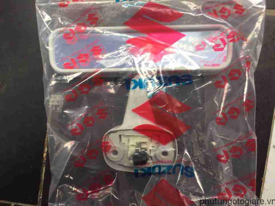Gương chiếu hậu trong xe Suzuki Vitara