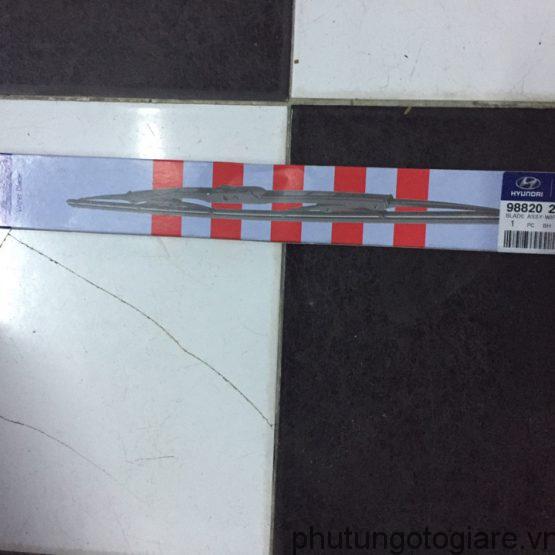 Chá»i gáº¡t mÆ°a sau Hyundai Santafe