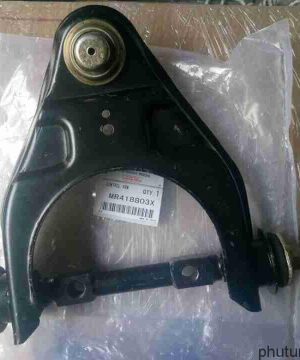 Càng A trên Mitsubishi Jolie