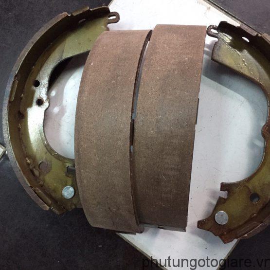 Guá»c phanh sau Toyota Hiace