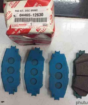 Má phanh trước Toyota Corolla Altis