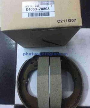 Guốc phanh sau Nissan Sunny