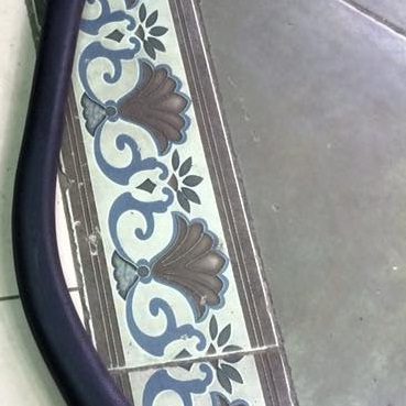 Tay gÃ¡c tÃ¡p ly Hino 500