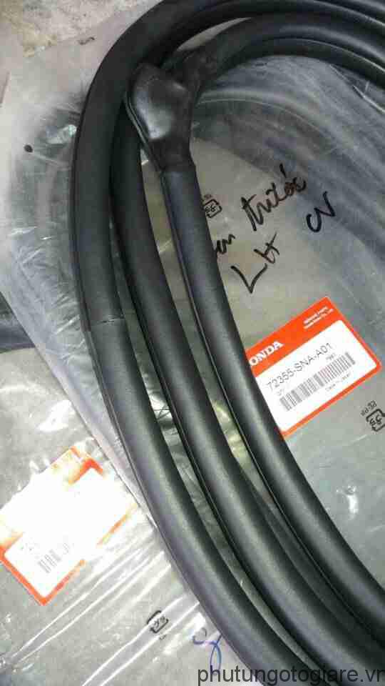 GioÄng cá»a Honda Accord