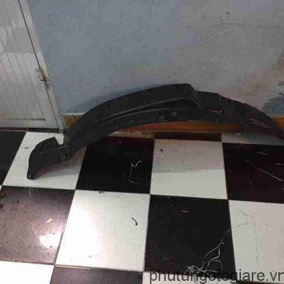 Lòng dè chắn bùn Toyota Land Cruiser