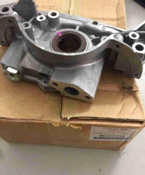 Bơm dầu Mitsubishi Pajero