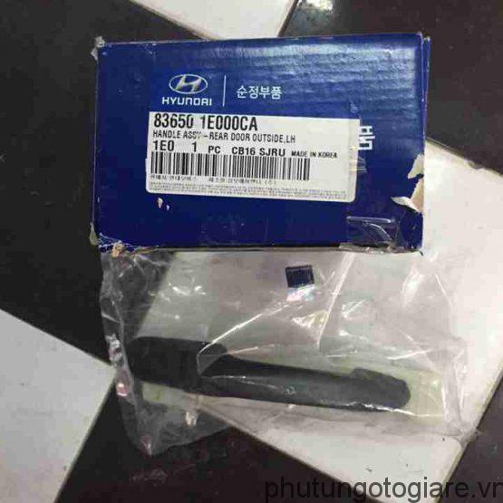 Tay mở cửa sau trái Hyundai Verna