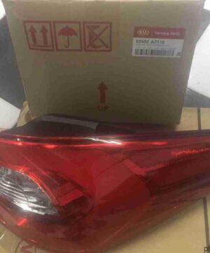 Đèn hậu miếng ngoài phải Kia K3